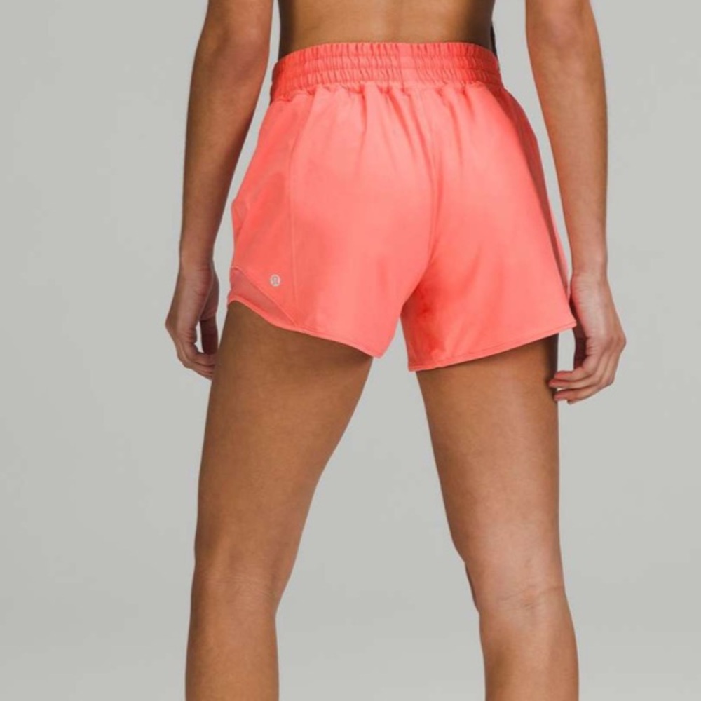 Lululemon Hotty Hot 4โ Shorts Raspberry Cream - Picture 2 of 7